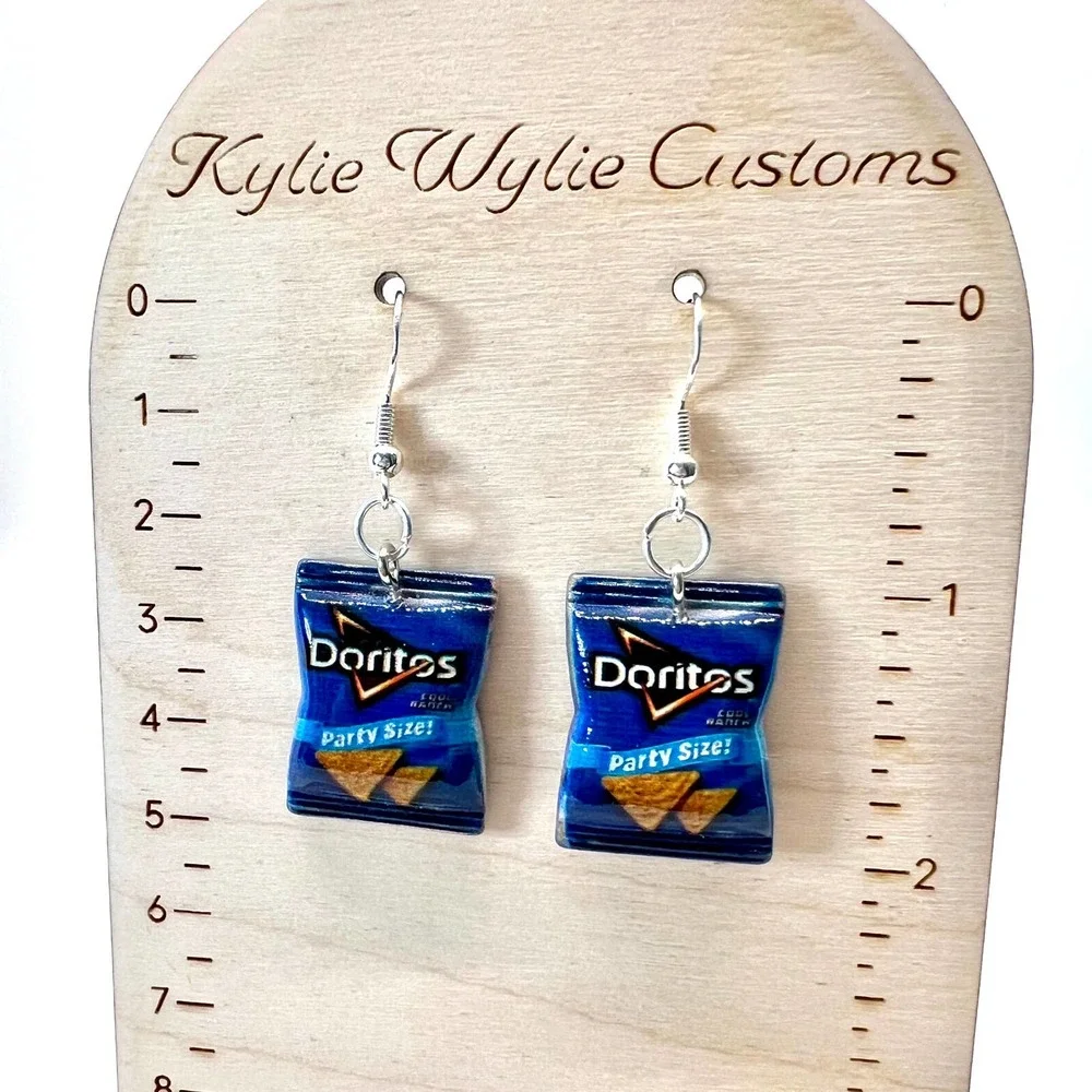 Ranch Doritos Earrings - Potato Chips Earrings - Food Earrings - Teacher Earring - Picture 8 of 8